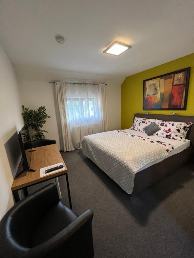 Hotel Algar Opava Kültér fotó
