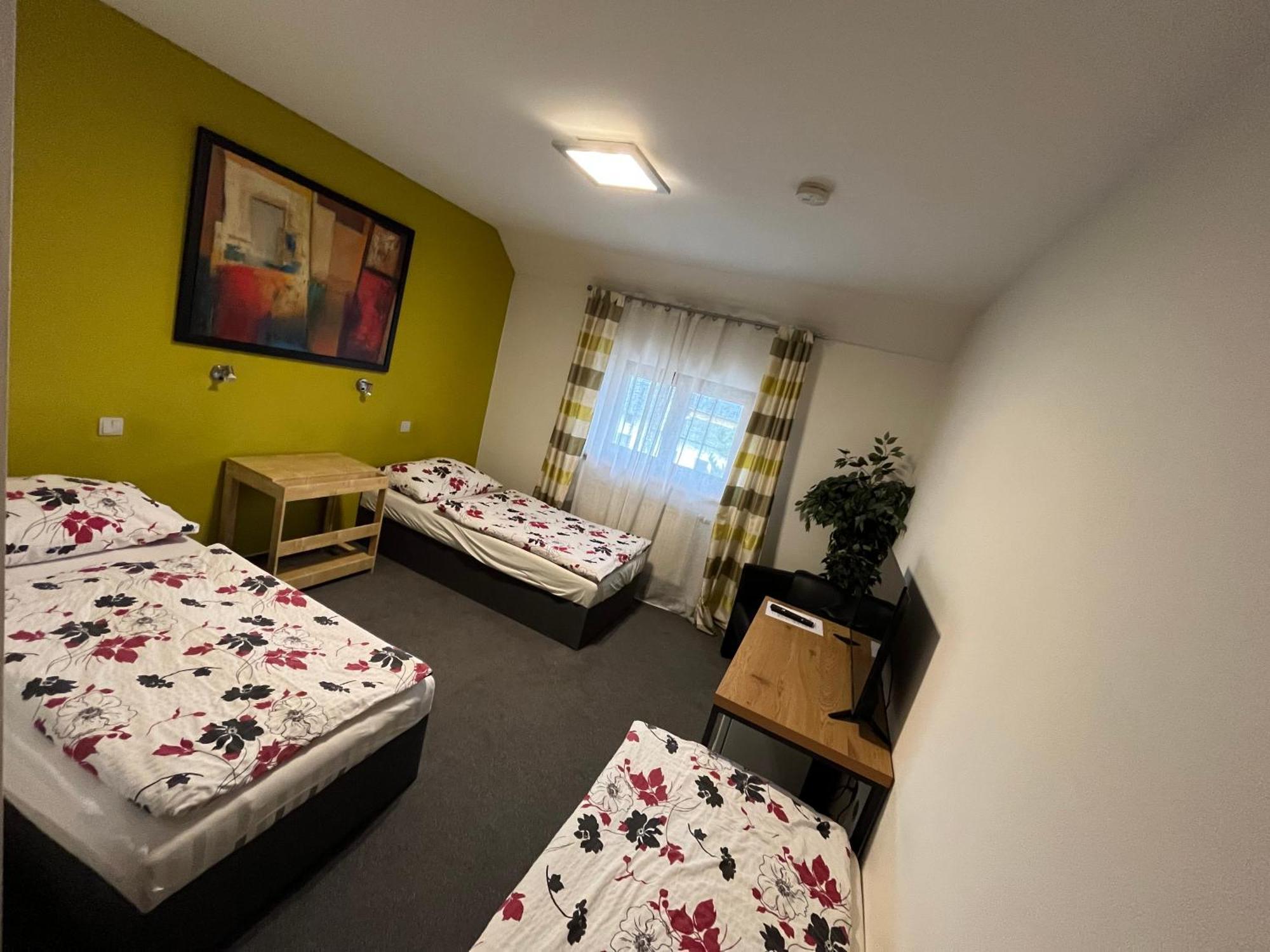 Hotel Algar Opava Kültér fotó