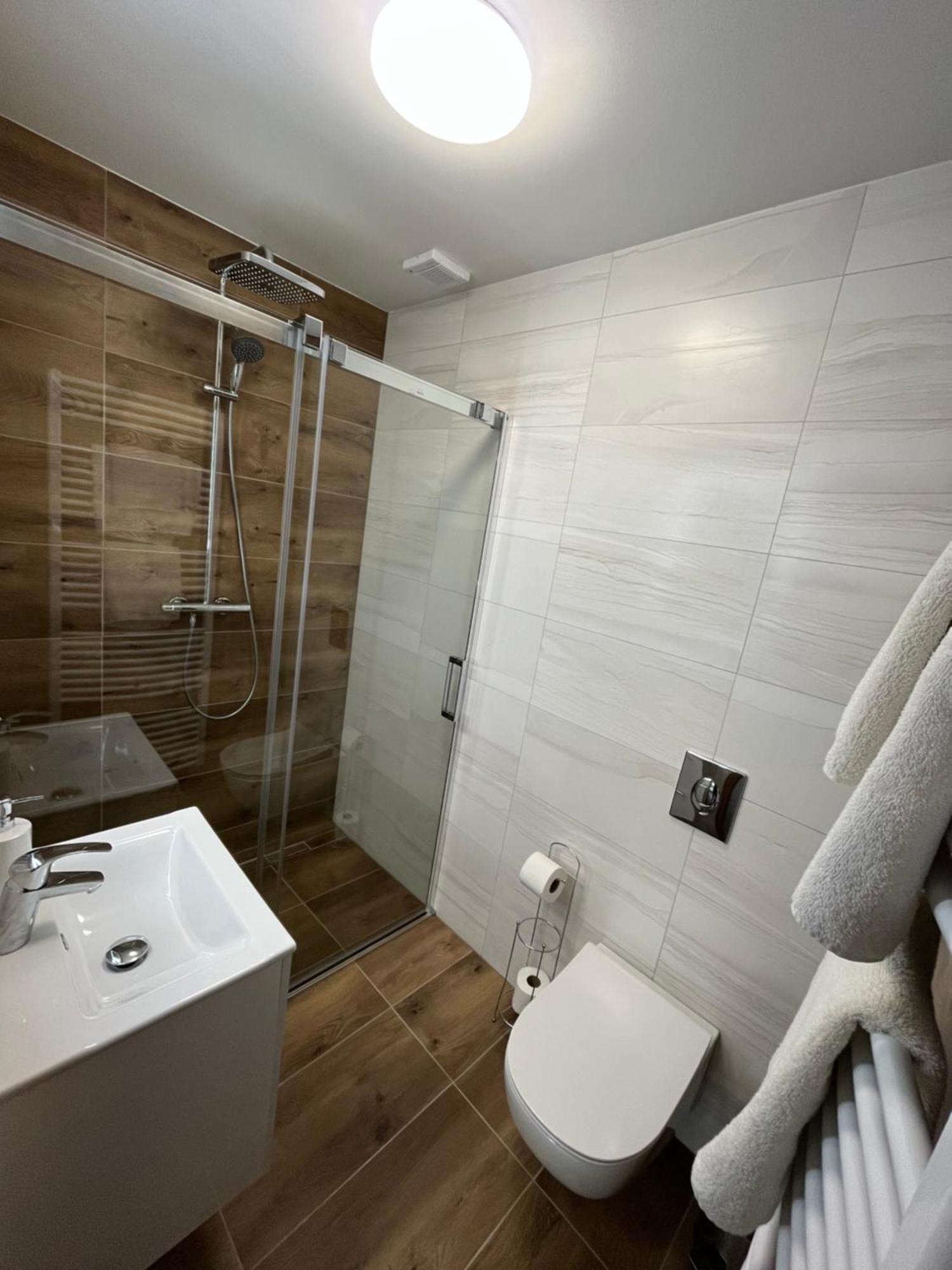 Hotel Algar Opava Kültér fotó
