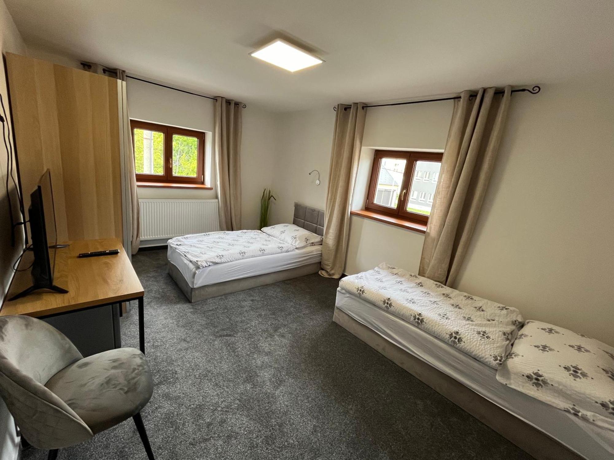 Hotel Algar Opava Kültér fotó