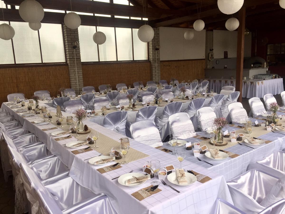 Hotel Algar Opava Kültér fotó